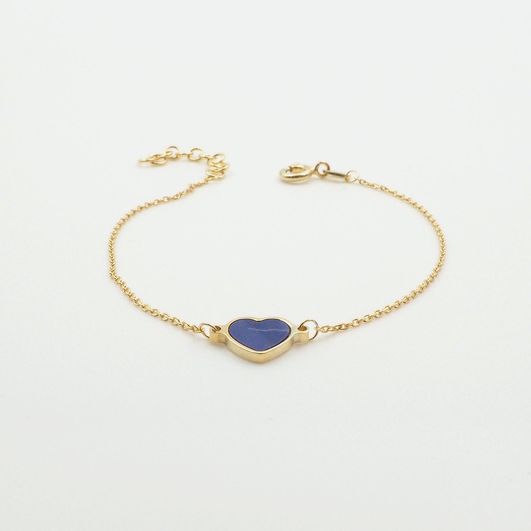 Silber Armbaender fuer Damen jetzt kaufen in unserem Onlineshop oder vor Ort in unserer Filiale in Basel